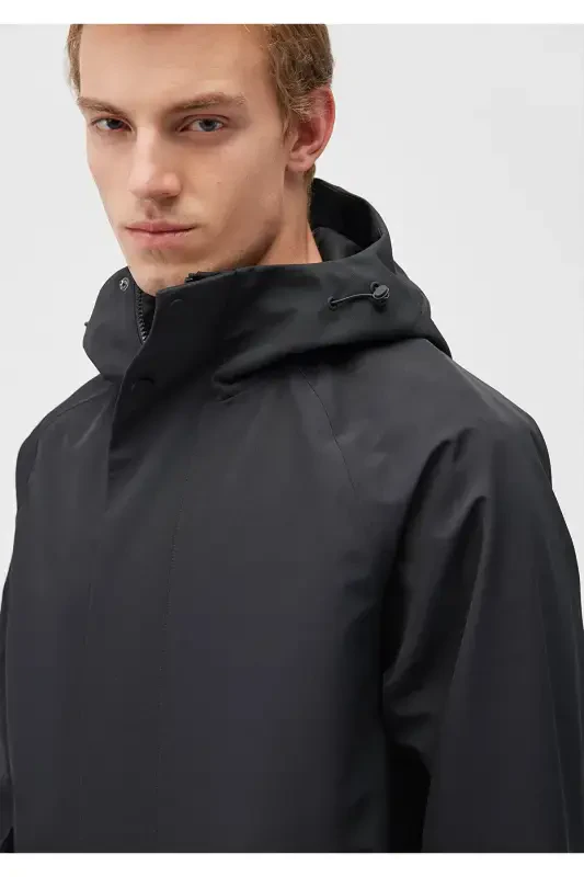 Black hooded, loose fit long coat. 0110430-900 - 4