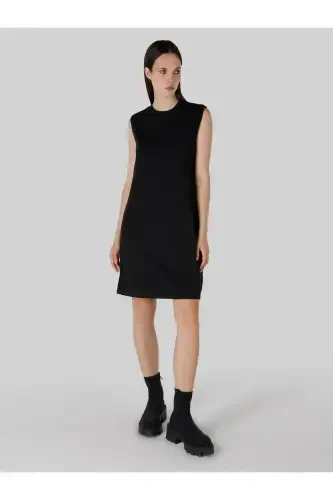 Black knit women's dress - 3