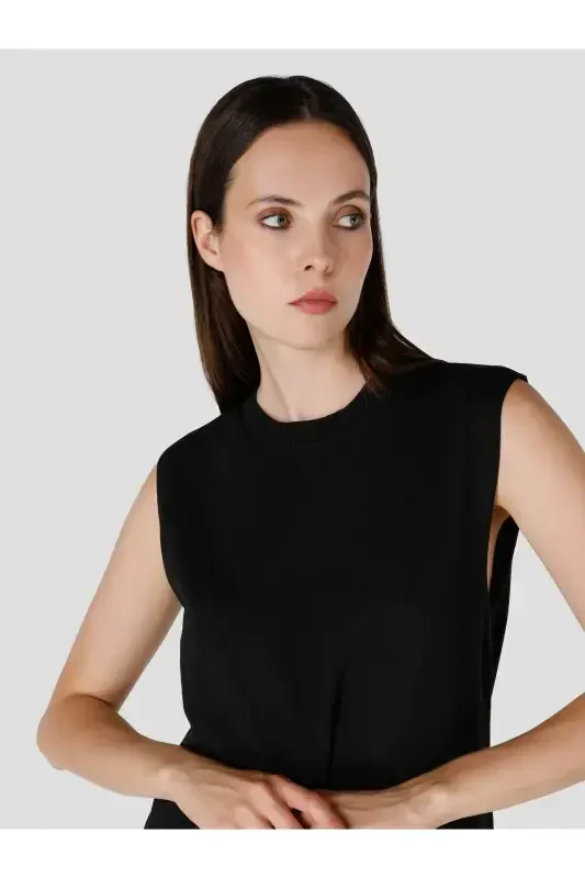 Black knit women's dress - 4