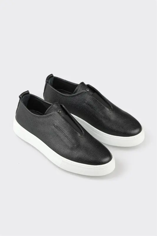 Black Leather Men's Casual Shoes - 2