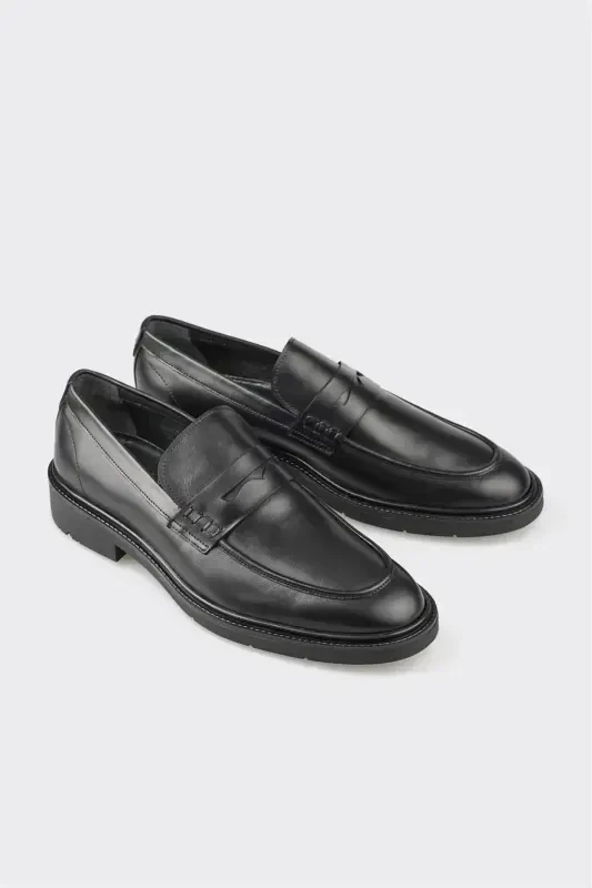Black Leather Men's Casual Shoes - 2