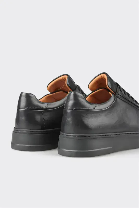 Black Leather Men's Casual Shoes - 5