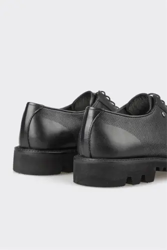 Black Leather Men's Casual Shoes - 5