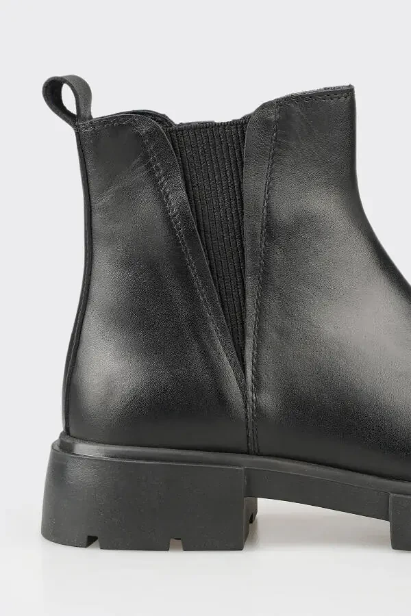 Black Leather Women's Ankle Boot - 4
