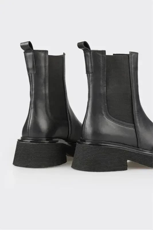 Black Leather Women's Ankle Boot - 4