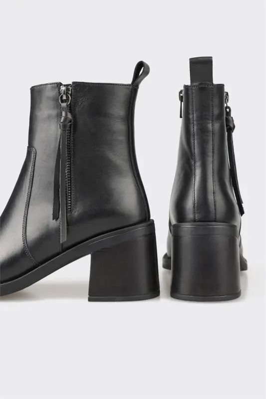 Black Leather Women's Casual Boot-Black - 4