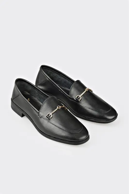 Black Leather Women's Casual Shoes - 2