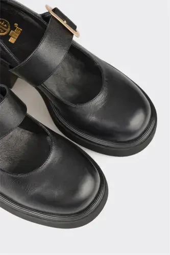 Black Leather Women's Casual Shoes - 4