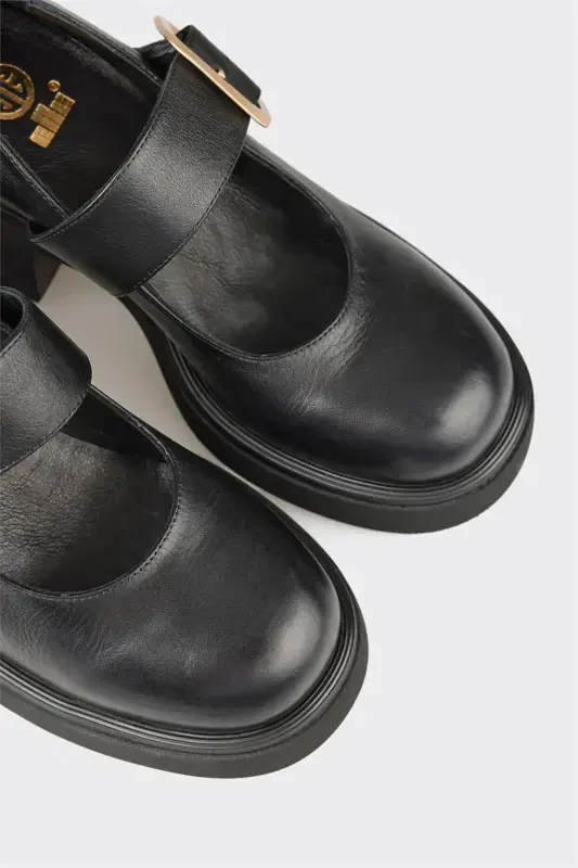 Black Leather Women's Casual Shoes - 4