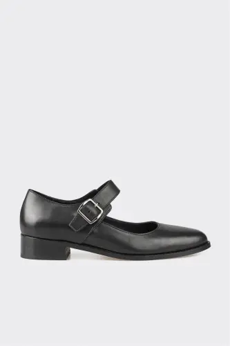 Black Leather Women's Casual Shoes - 3