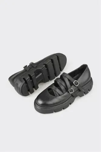 Black Leather Women's Casual Shoes - 3