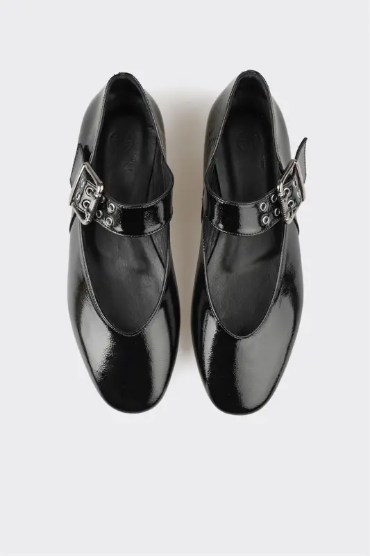 Black Leather Women's Casual Shoes - 4