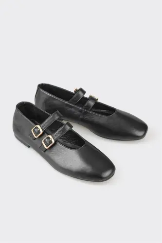 Black Leather Women's Casual Shoes - ELLE SHOES (1)