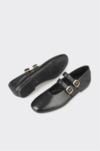 Black Leather Women's Casual Shoes - 3
