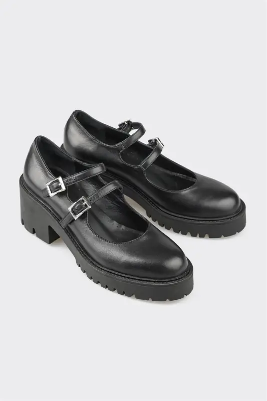 Black Leather Women's Casual Shoes - 2