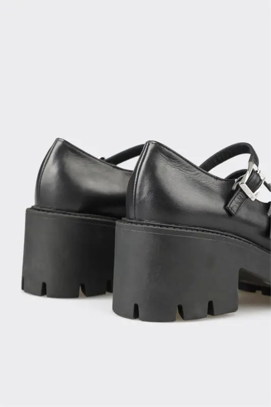 Black Leather Women's Casual Shoes - 4