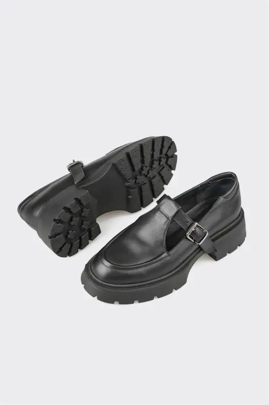 Black Leather Women's Casual Shoes - 3