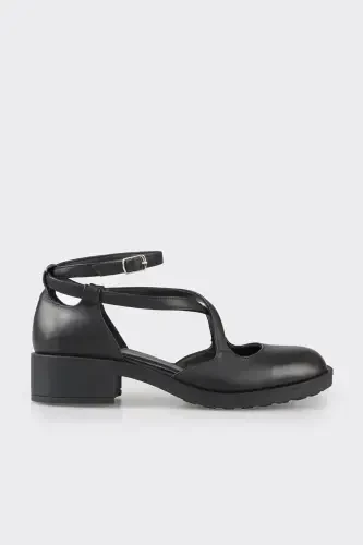 Black Leather Women's Casual Shoes - 1