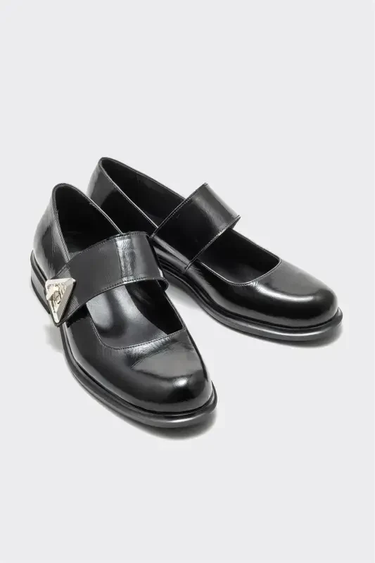 Black Leather Women's Casual Shoes - 2