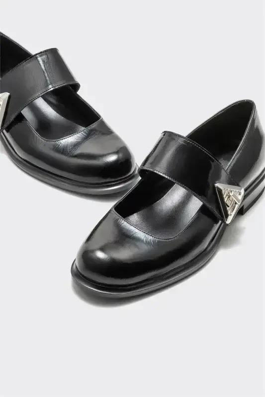 Black Leather Women's Casual Shoes - 3