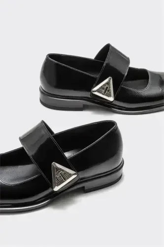 Black Leather Women's Casual Shoes - 4