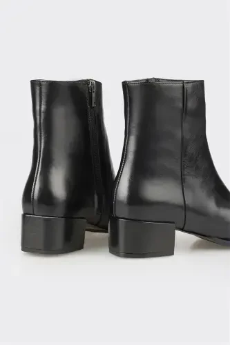 Black Leather Women's Classic Boot - 4