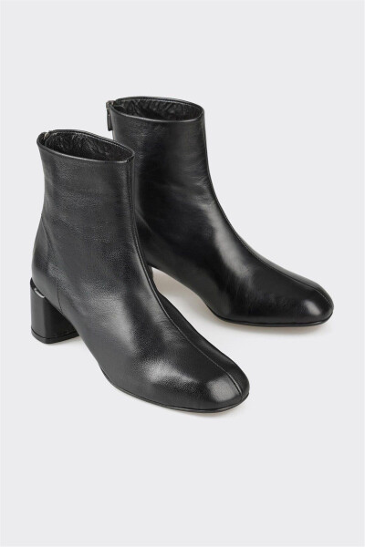 Black Leather Women's Classic Boot - ELLE SHOES (1)