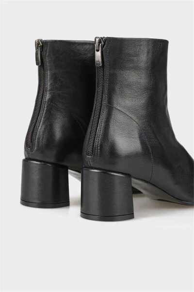 Black Leather Women's Classic Boot - 4