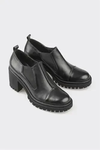 Black Leather Women's Classic Boots - ELLE (1)