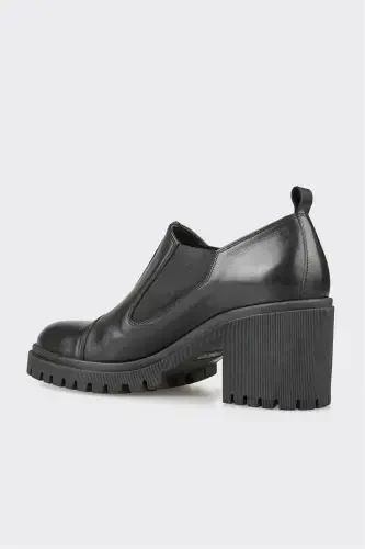 Black Leather Women's Classic Boots - 3