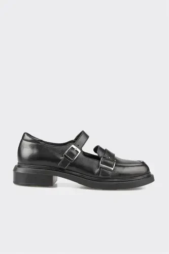 Black Leather Women's Daily Shoes - 1
