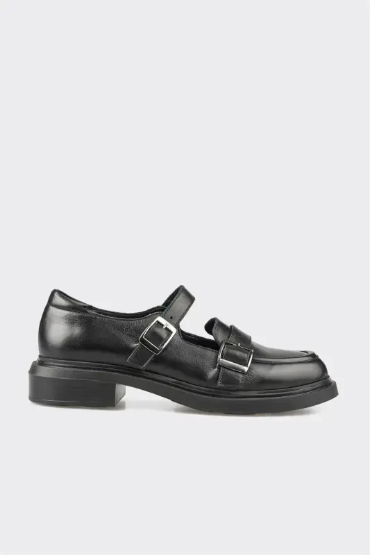 Black Leather Women's Daily Shoes - 1