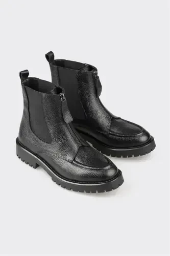 Black Leather Women's Everyday Boot - ELLE (1)