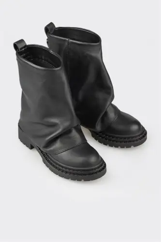 Black Leather Women's Everyday Boots - ELLE SHOES (1)