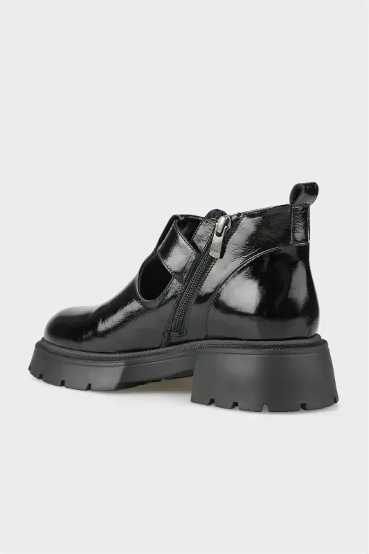 Black Leather Women's Everyday Boots - 3