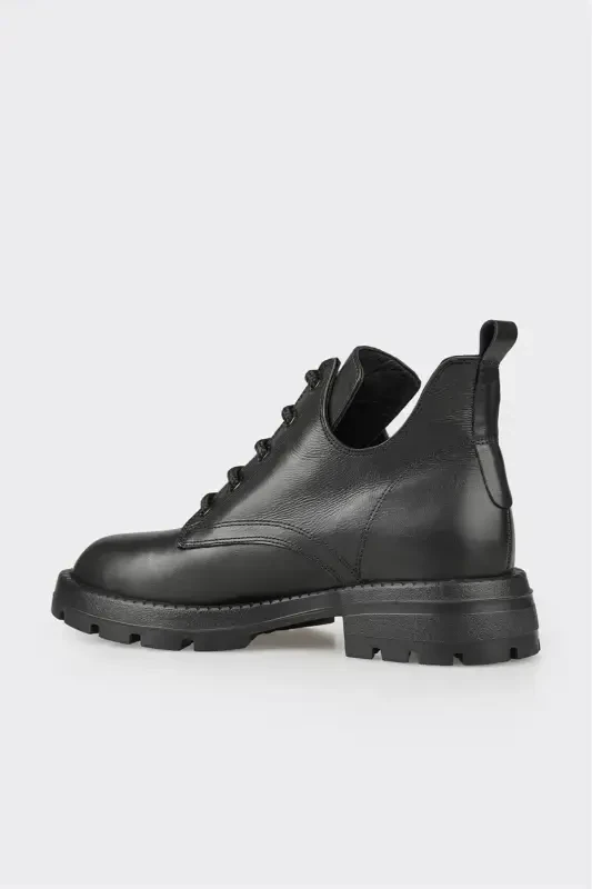 Black Leather Women's Everyday Boots - 3