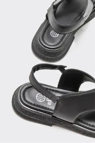 Black Leather Women's Flat Sandal-Black - 4