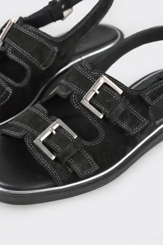 Black Leather Women's Flat Sandals - 5