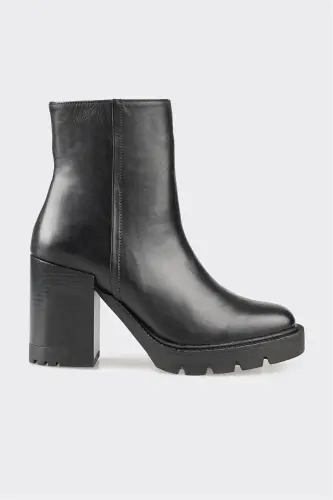 Black Leather Women's Heel Boot - 1