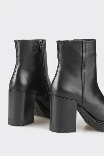 Black Leather Women's Heel Boot - 4