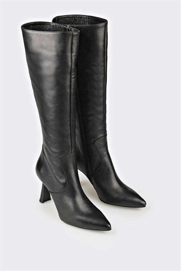 Black leather women's heeled boots - 2