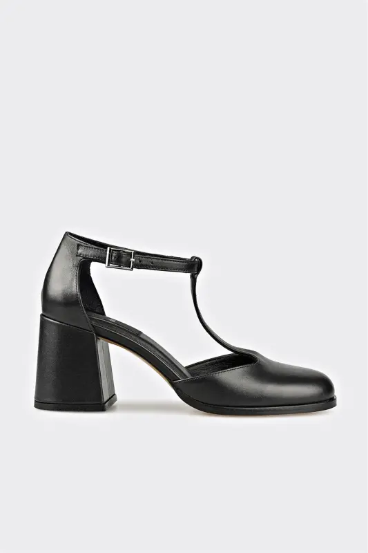 Black Leather Women's Heels - ELLE SHOES