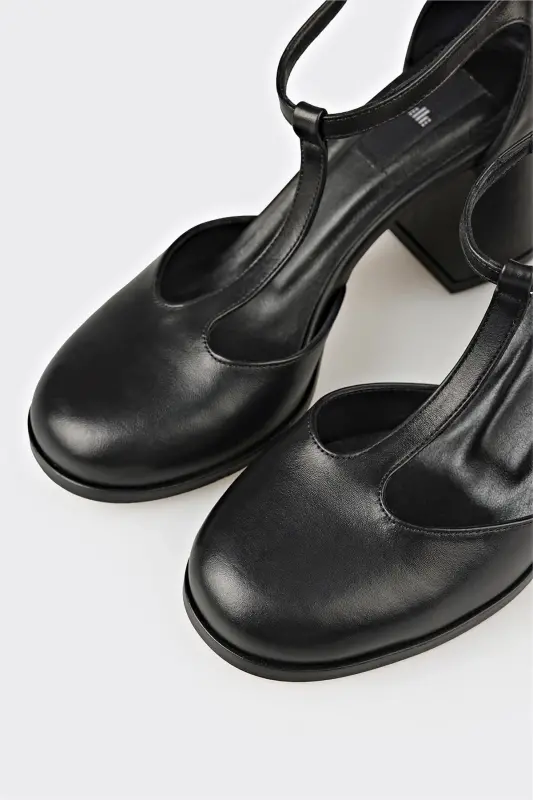 Black Leather Women's Heels - 4