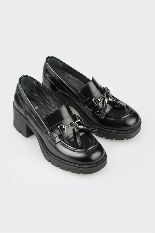 Black Leather Women's Mid-Heel Shoes - 2