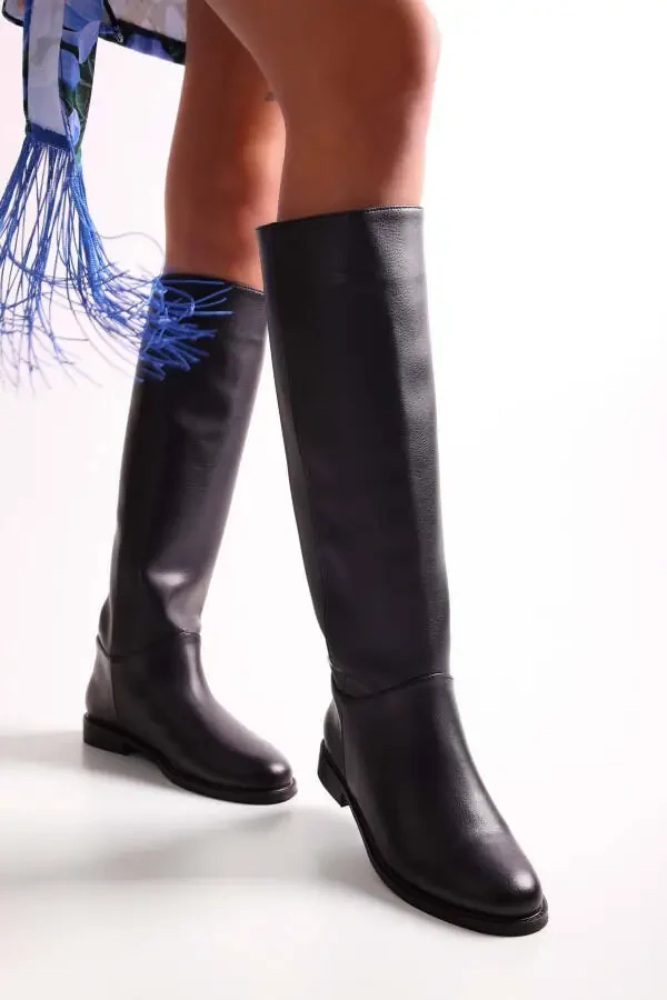 Black leather women's motorcycle boots - 2