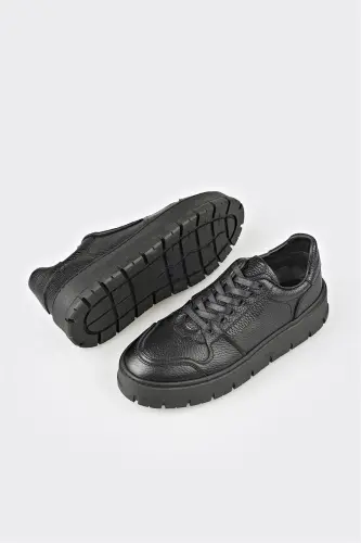Black Leather Women's Sneaker - Black - 3