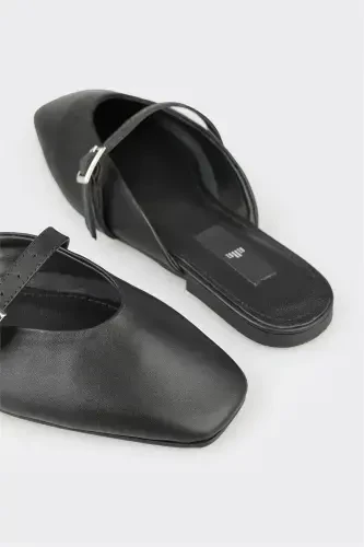 Black Leather Women's Sport Sandals - 5