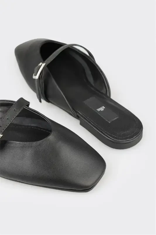 Black Leather Women's Sport Sandals - 5