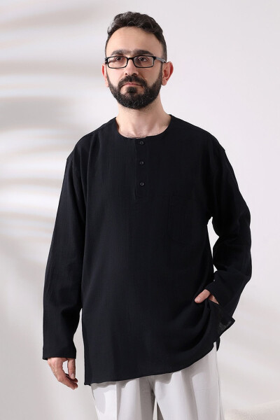 Black Men's Loose Fit 3-Button Mandarin Collar Hajj and Umrah Shillelagh Shirt - IHVAN ONLINE