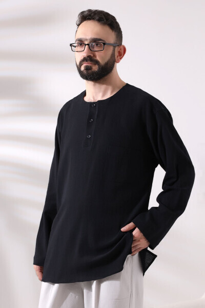 Black Men's Loose Fit 3-Button Mandarin Collar Hajj and Umrah Shillelagh Shirt - IHVAN ONLINE (1)